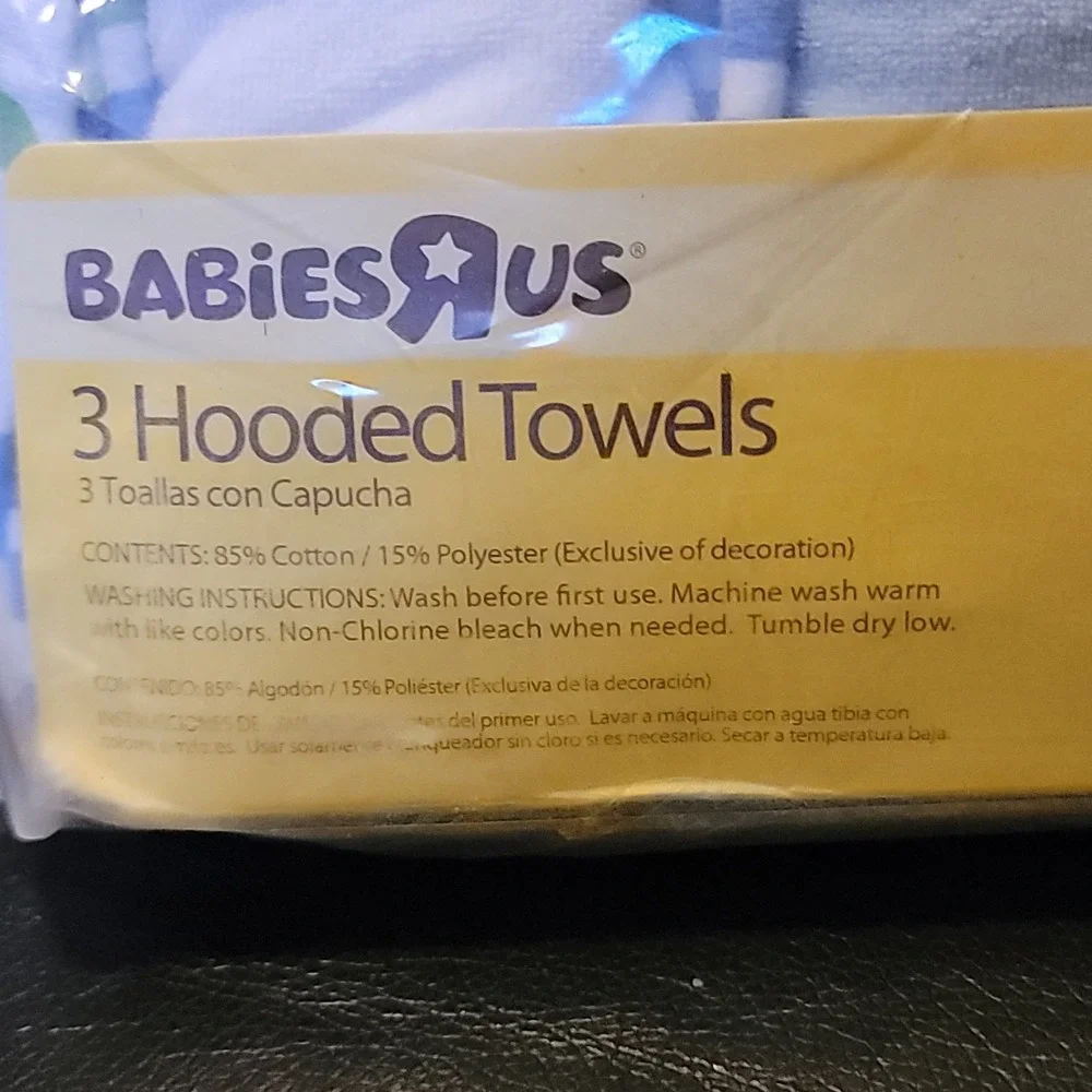 NEW Babies R US Hooded Towels Soft Cotton Poly Blend 30 x 30 Sea Life Set of 3